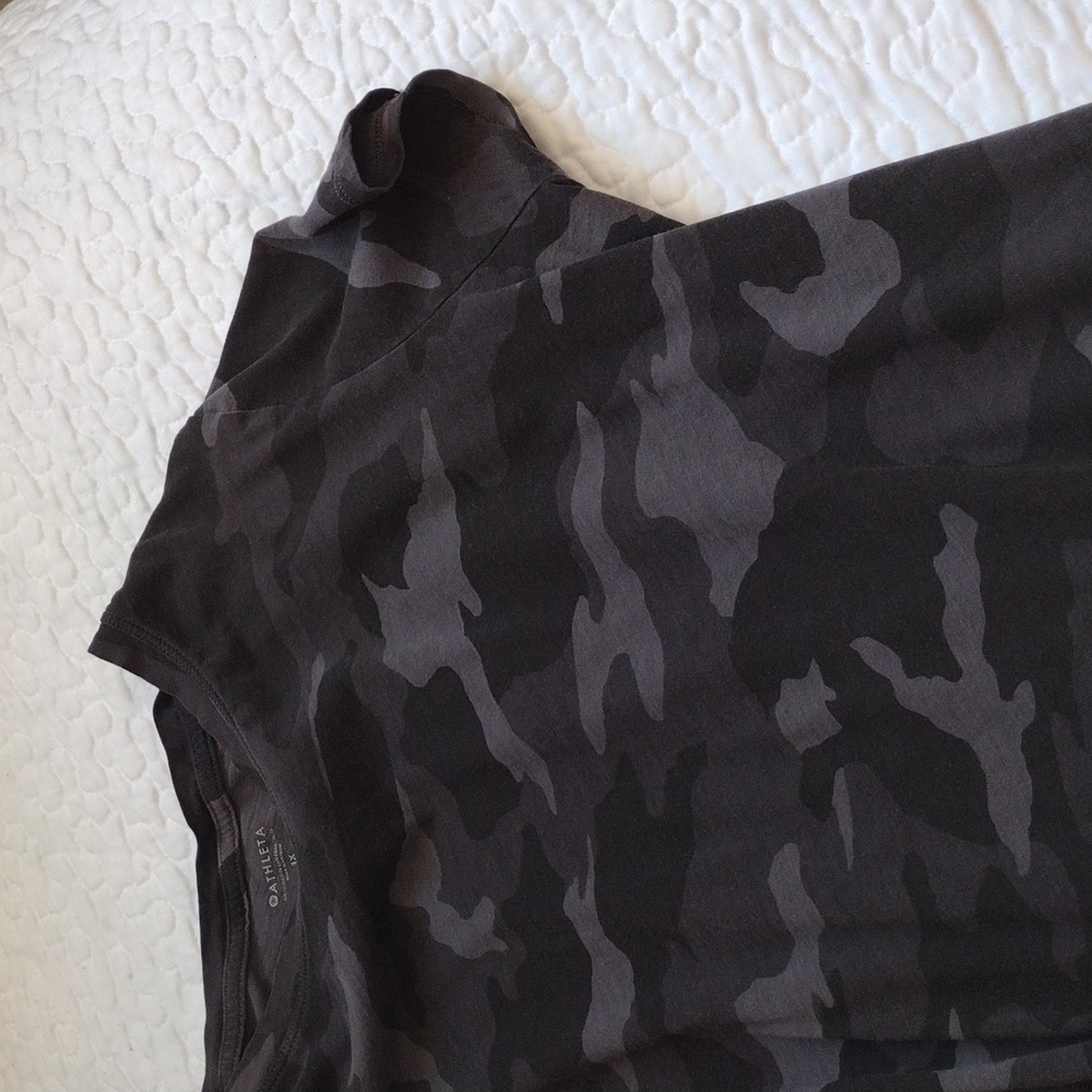 ATHLETA T Women's Size 1X - Picture 5 of 6